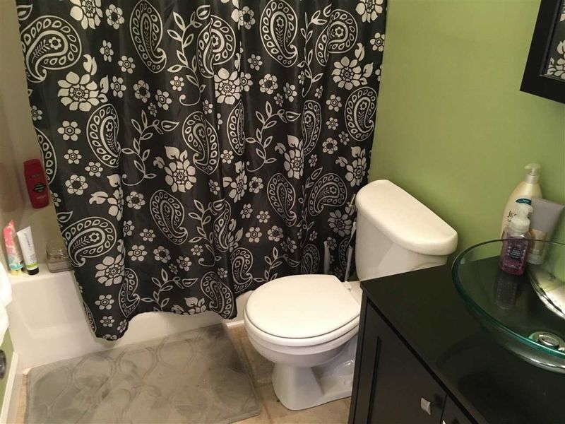 202 Windcap Dr, Apex, NC 27539