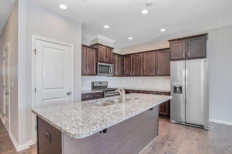 202 Zante Currant Rd, Durham, NC 27703