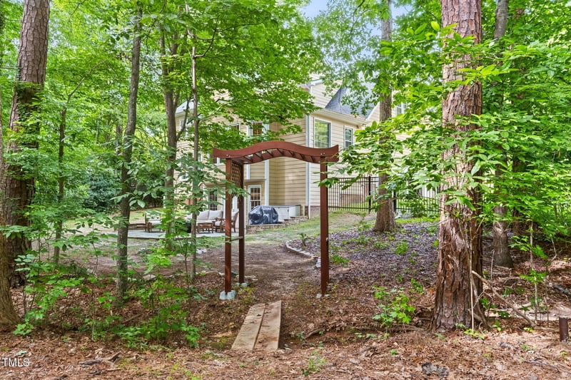 2020 Gardenbrook Dr, Raleigh, NC 27606
