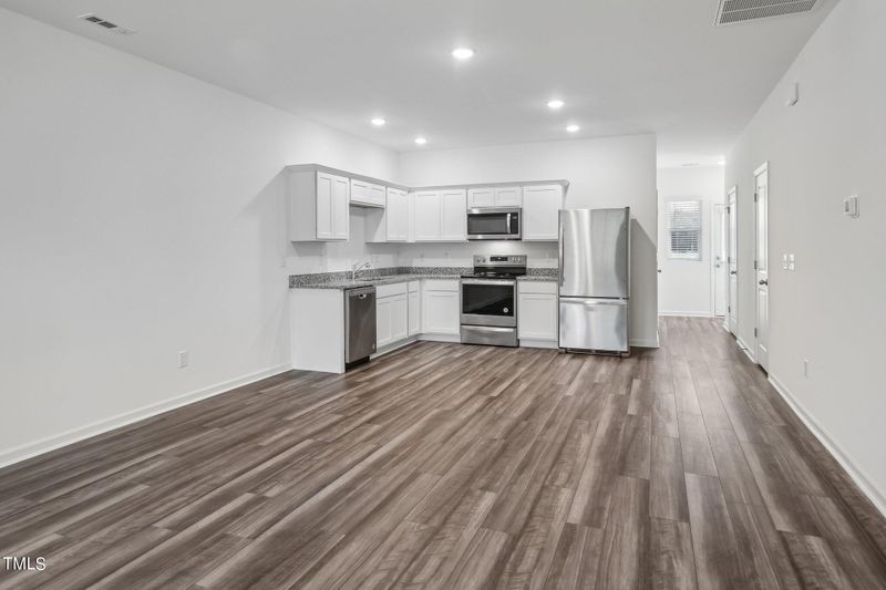 2020 Glen Crossing Dr, Durham, NC 27704