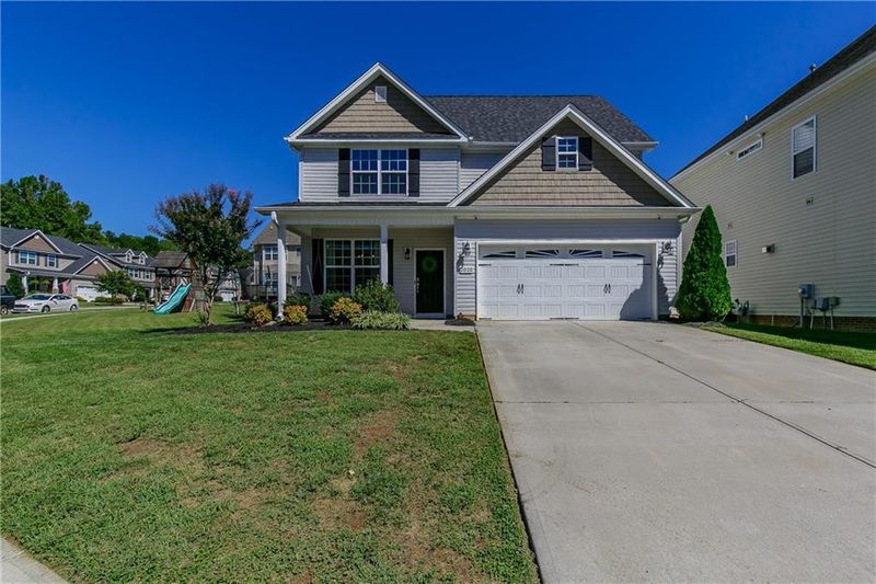 2020 Glenkirk Dr, Burlington, NC 27215