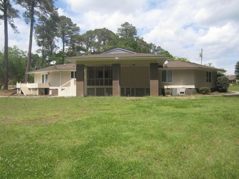 2020 Hardee Ln, Clayton, NC 27520