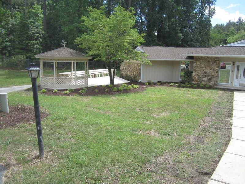 2020 Hardee Ln, Clayton, NC 27520