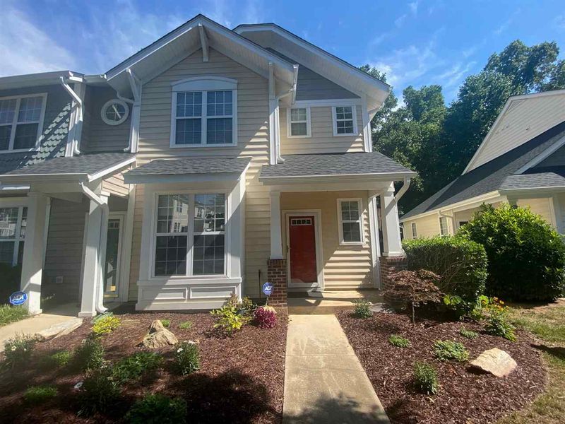 2020 Lost Ln, Raleigh, NC 27603