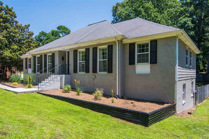 2020 Quail Ridge Rd, Raleigh, NC 27609