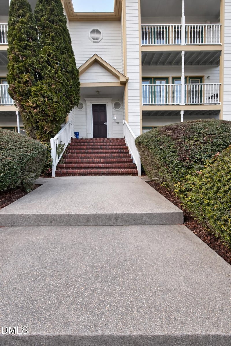 2020 Quaker Landing Dr #201, Raleigh, NC 27603
