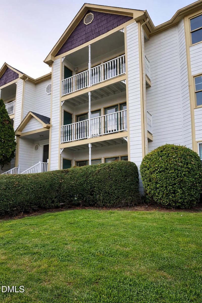 2020 Quaker Landing Dr #201, Raleigh, NC 27603