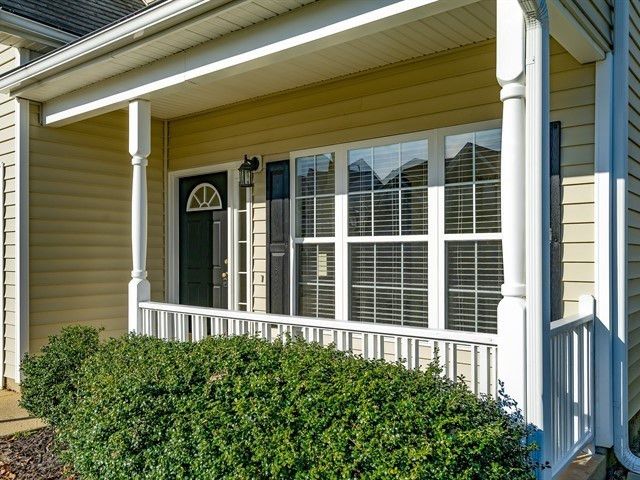 2020 Red Quartz Dr, Raleigh, NC 27610