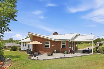 2020 Rice Rd, Sanford, NC 27330