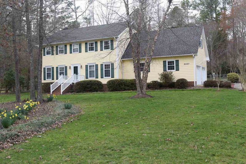 2020 Umstead Rd, Durham, NC 27712