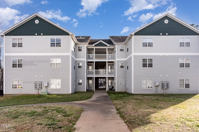 2020 University Woods Rd #203, Raleigh, NC 27603