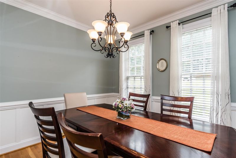 2021 Carrington Dr, Raleigh, NC 27615