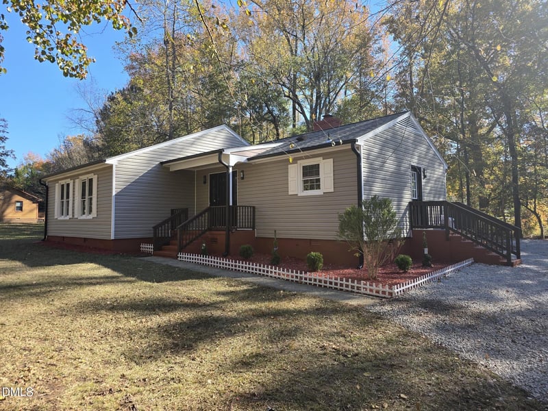 2021 Fort Dr, Clayton, NC 27520