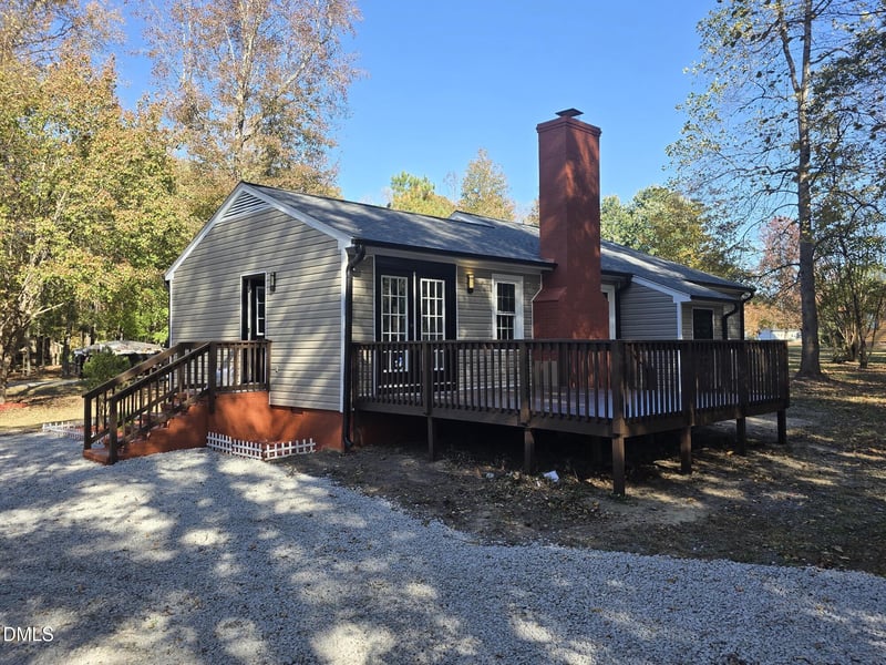 2021 Fort Dr, Clayton, NC 27520