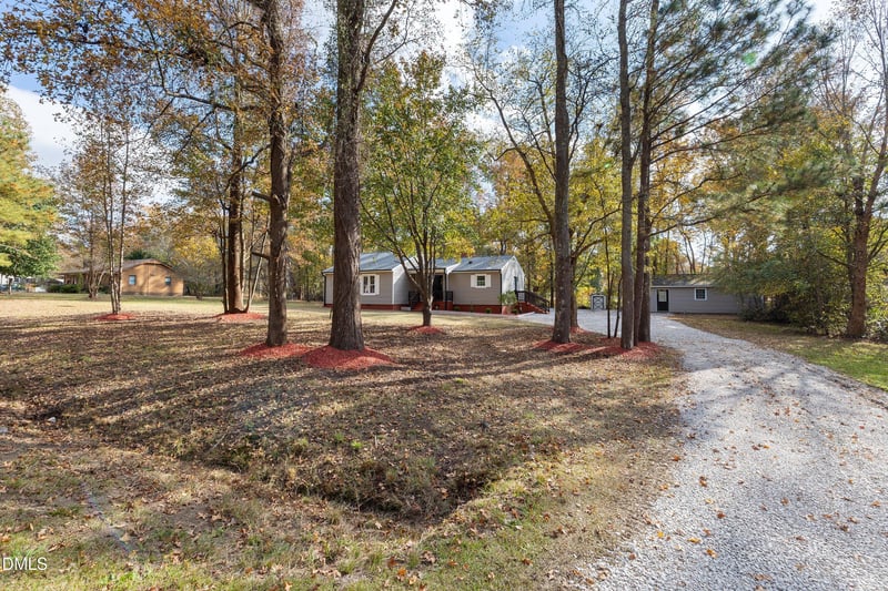 2021 Fort Dr, Clayton, NC 27520