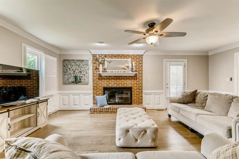 2021 Hamrick Dr, Raleigh, NC 27615