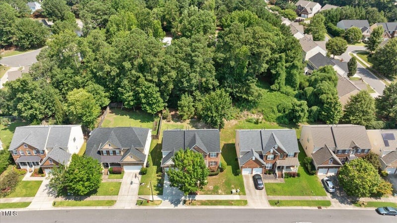 2021 Patapsco Dr, Apex, NC 27523