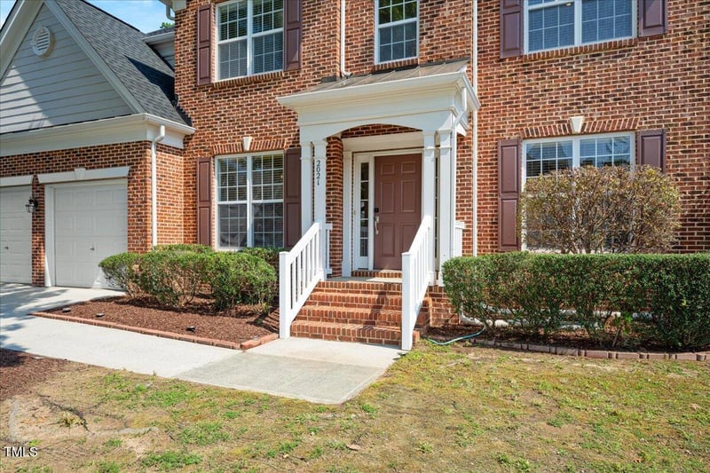 2021 Patapsco Dr, Apex, NC 27523