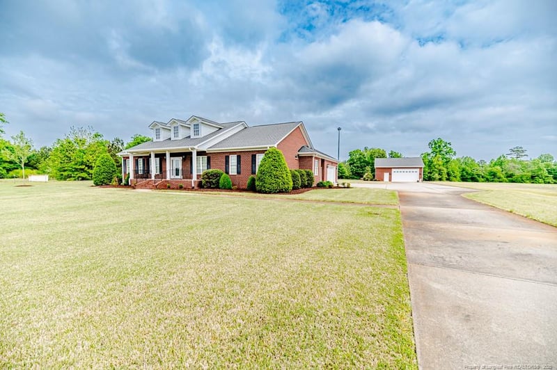 2021 Rice Rd, Sanford, NC 27330