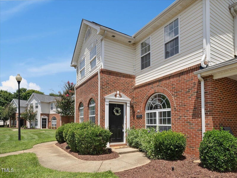 2021 Rivergate Rd #102, Raleigh, NC 27614