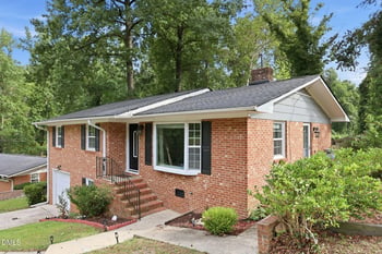 2021 Spruce St, Fayetteville, NC 28303