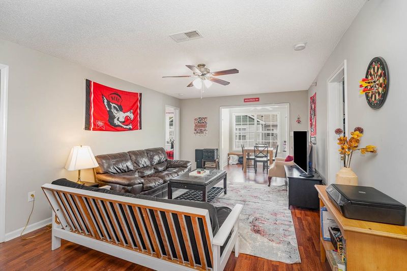 2021 Wolftech Ln #301, Raleigh, NC 27603