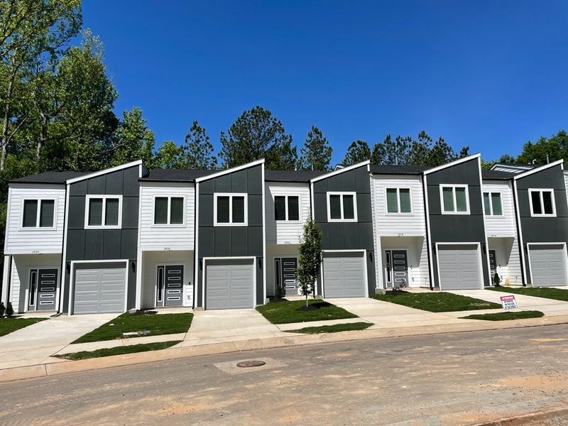 2022 Arlo Cross Way, Durham, NC 27704