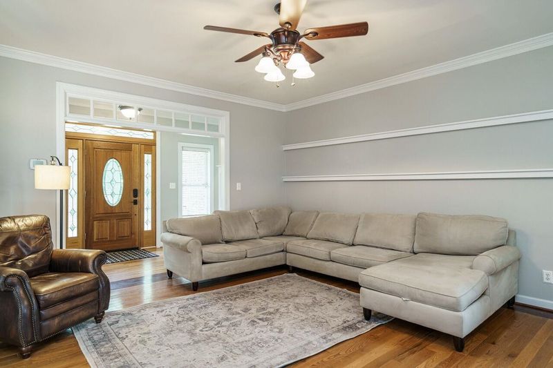 2022 Brilliant Dr, Raleigh, NC 27616