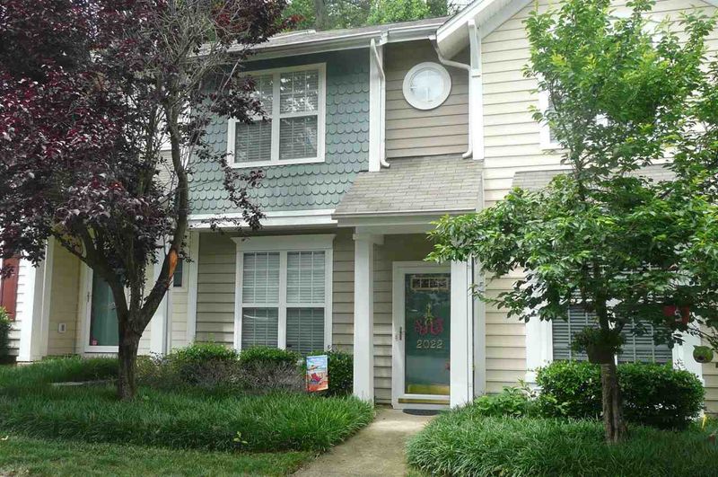 2022 Lost Ln, Raleigh, NC 27603