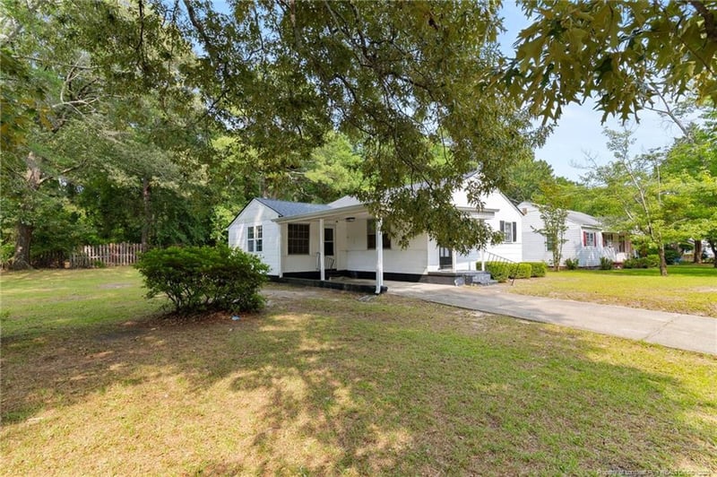 2022 Newark Ave, Fayetteville, NC 28301