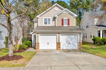 2022 Remington Oaks Cir, Cary, NC 27519