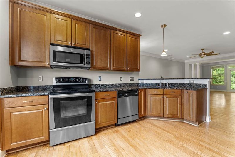 2023 Freeport Dr, Cary, NC 27519