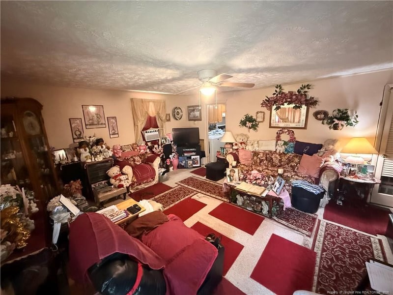 2023 Newark Ave, Fayetteville, NC 28301