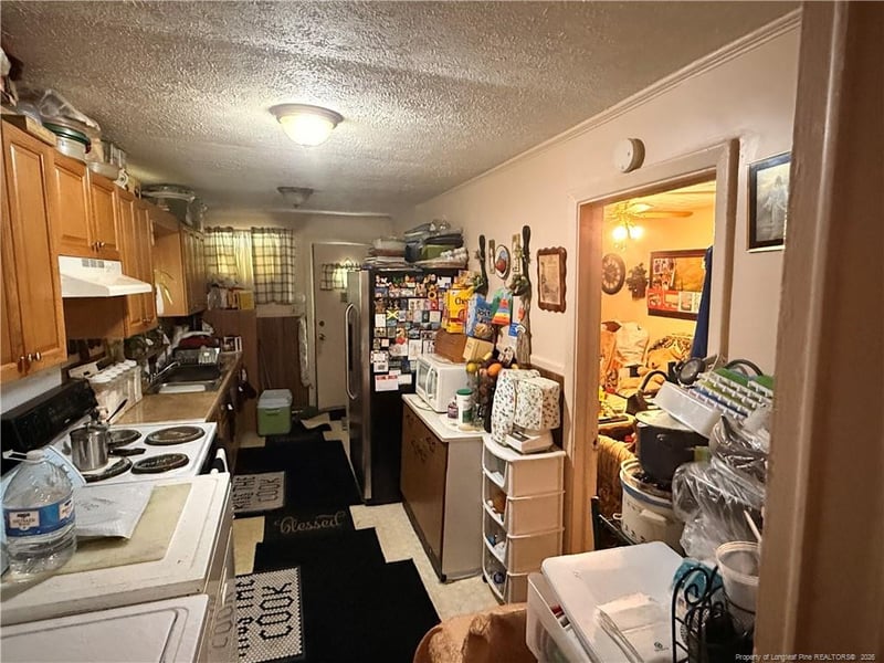 2023 Newark Ave, Fayetteville, NC 28301