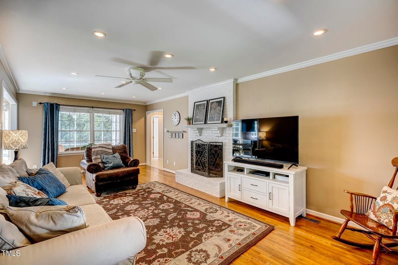 2023 Redding Ln, Durham, NC 27712