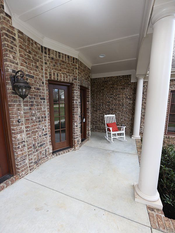 2023 Silverleaf Dr, Youngsville, NC 27596