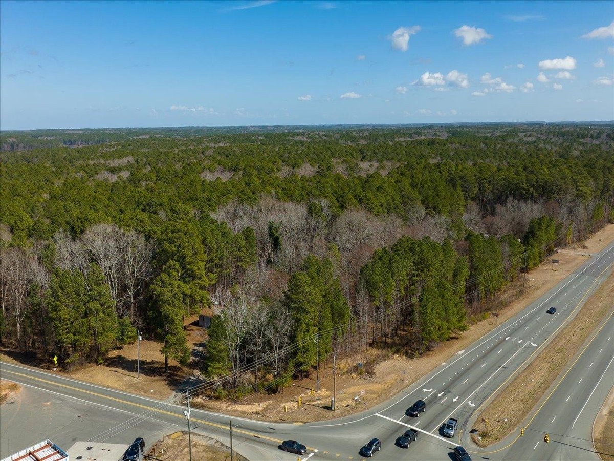 10681 E Us 64 Highway, Apex NC 27502