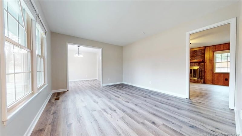 2024 Blackfriars Rd, Fayetteville, NC 28304