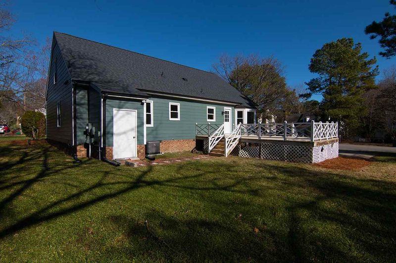 2024 Hunterfield Ln, Raleigh, NC 27609