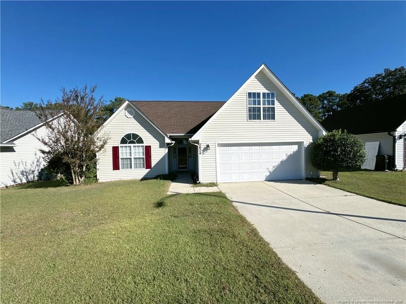 2024 Ivey Commons Rd, Fayetteville, NC 28306