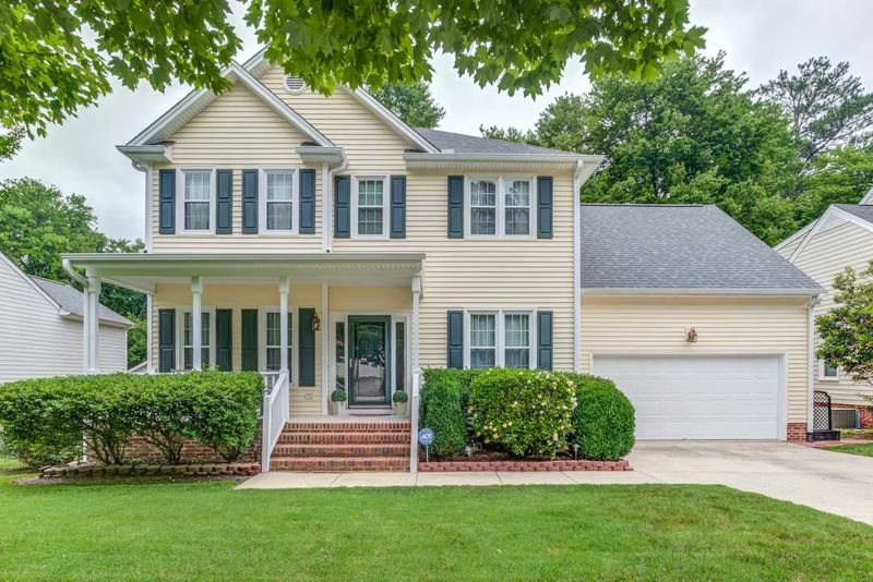 2024 Shadow Creek Dr, Raleigh, NC 27604