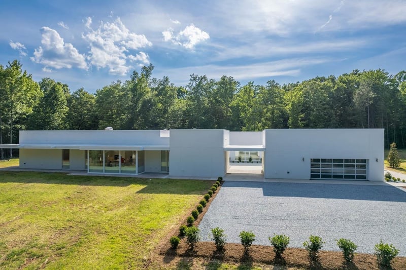 2024 Starterwood Ln, Hillsborough, NC 27278
