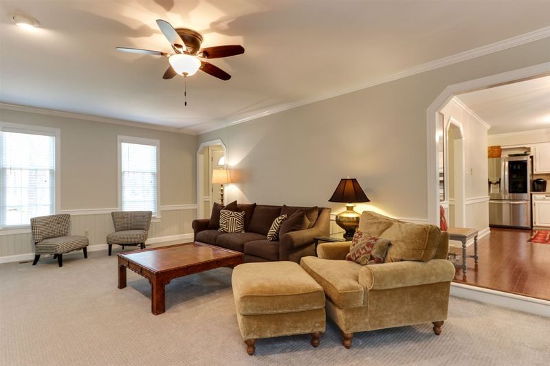 2024 Thorpshire Dr, Raleigh, NC 27615