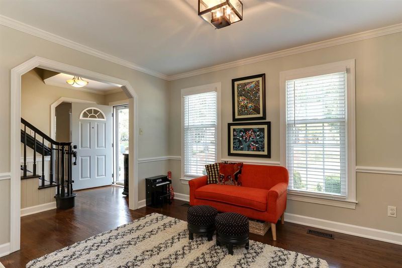 2024 Thorpshire Dr, Raleigh, NC 27615