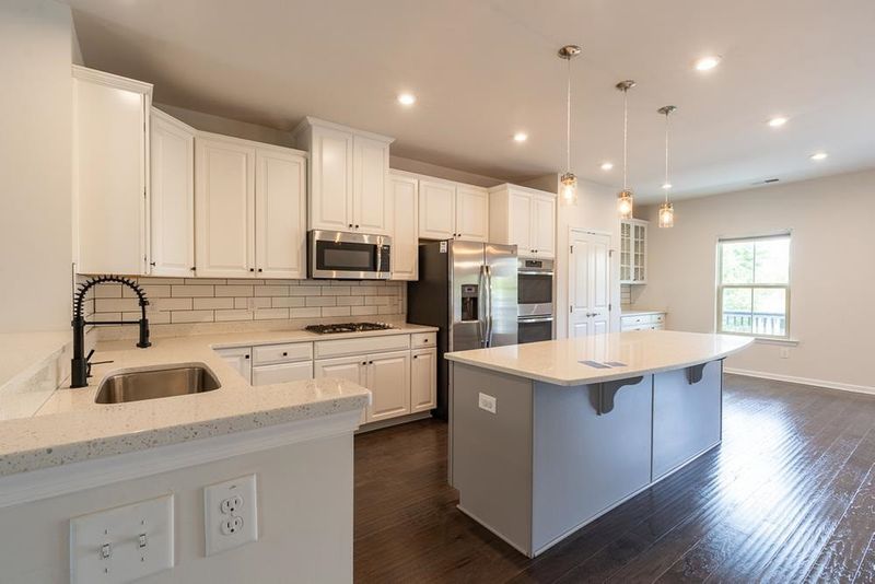 2024 Whitesmith Dr, Apex, NC 27502