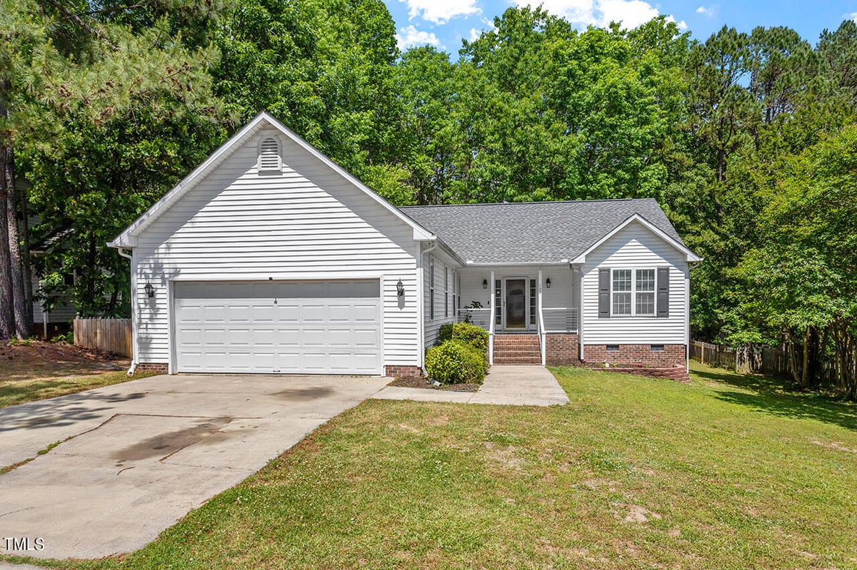 127 Lily Crossing, Clayton NC 27527