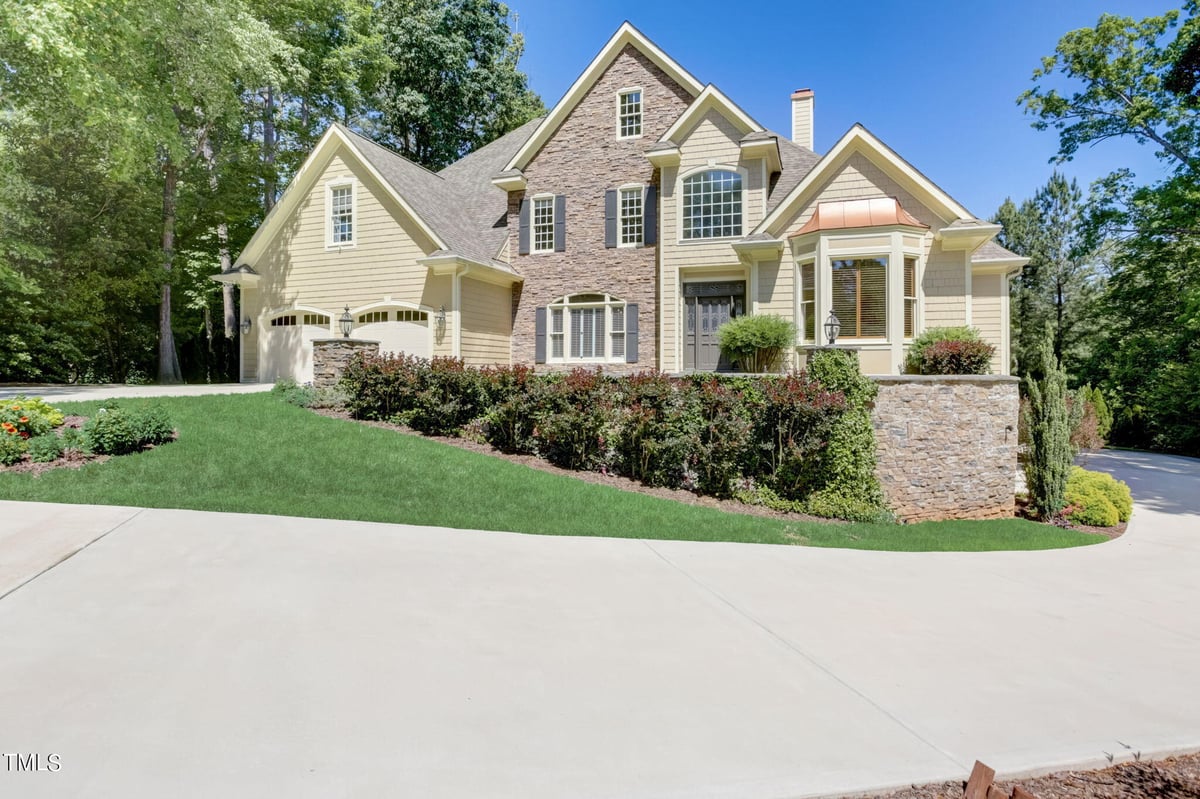 8805 Ashdown Court, Raleigh NC 27613