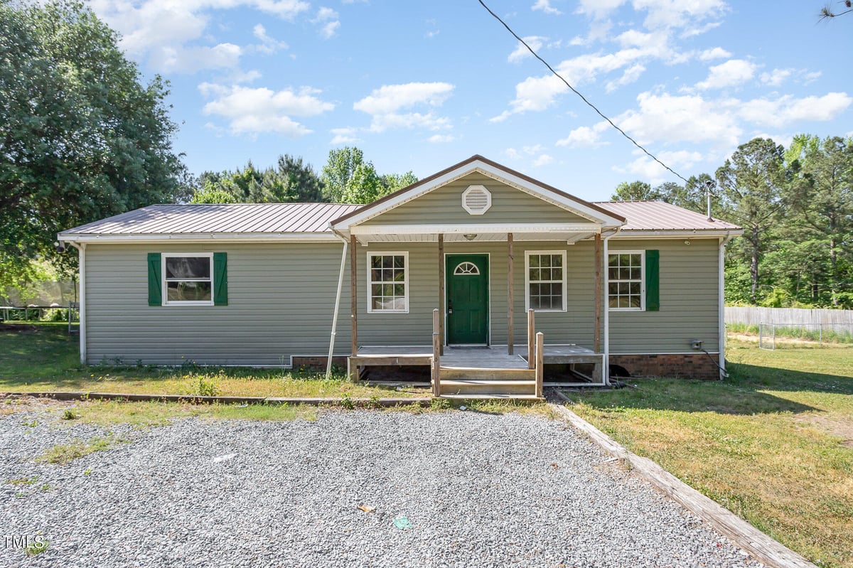 459 Ivey Road, Four Oaks NC 27524