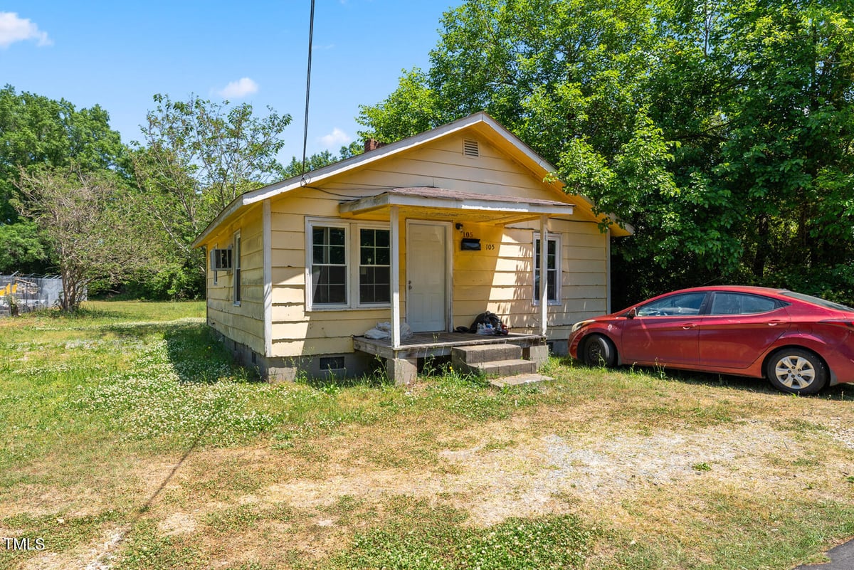 105 E Cole Street, Dunn NC 28334