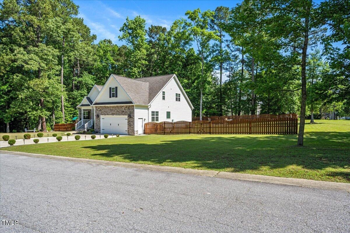 330 Carolina Oaks Avenue, Smithfield NC 27577